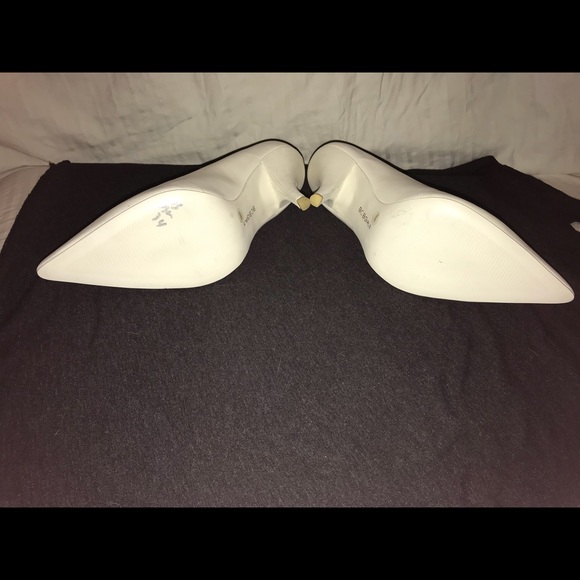 SZ 7 BCBG Girls Off White Heel - Picture 3 of 4